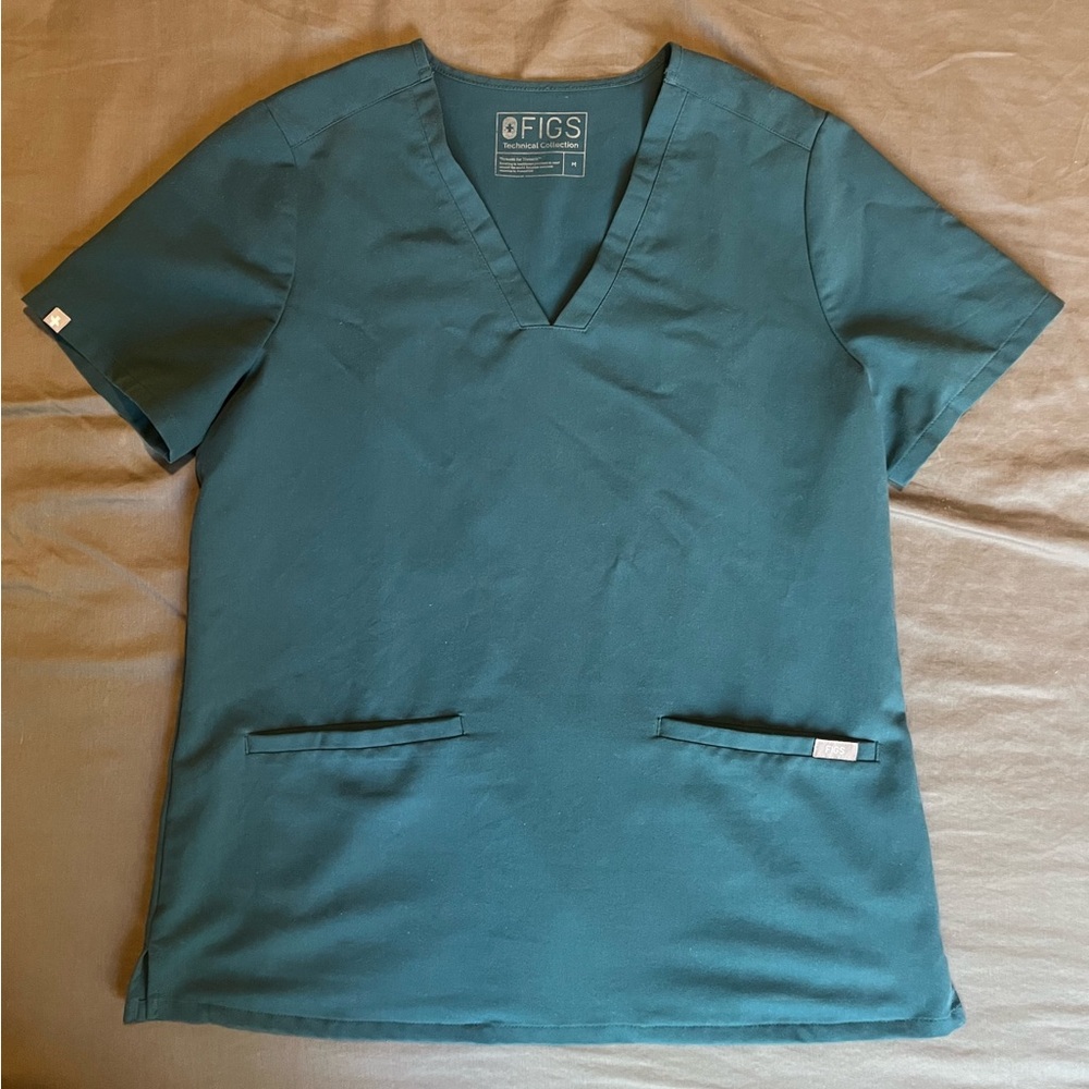 Figs Casma Three-Pocket Scrub Top™ Size Medium
